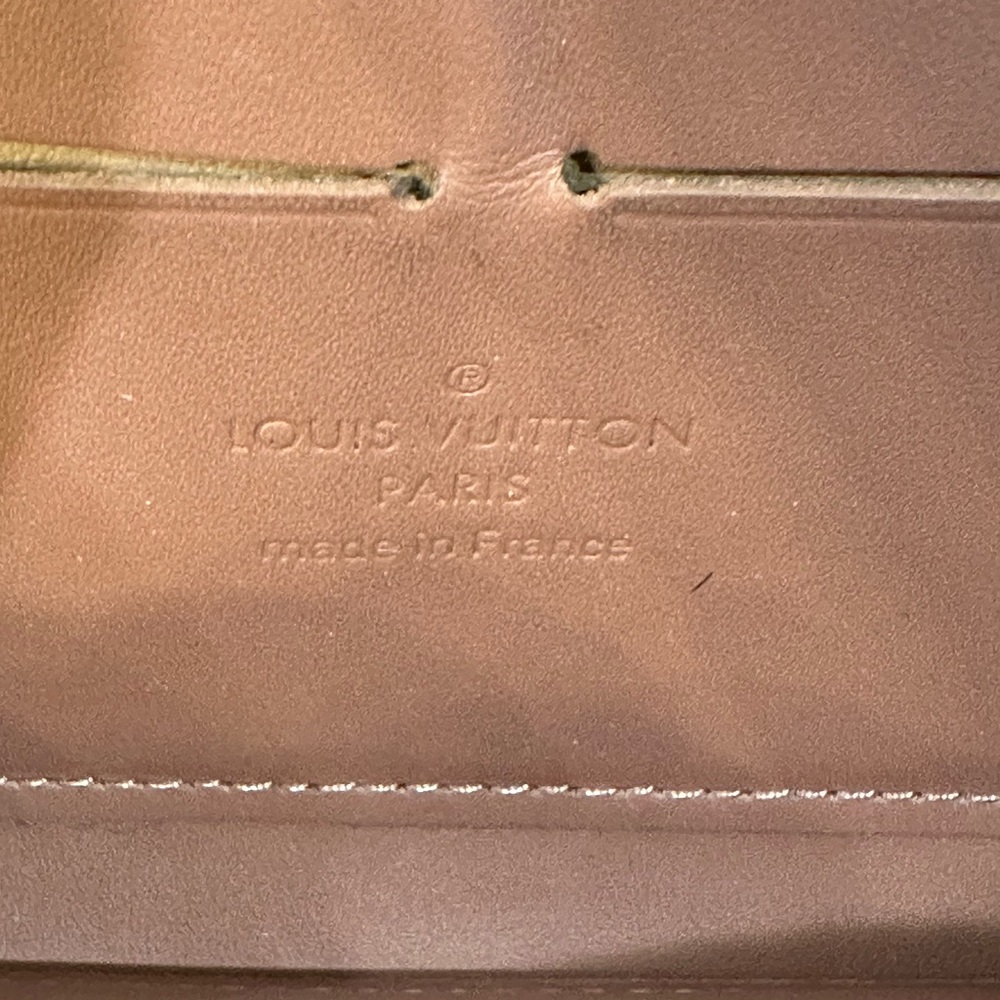 Louis Vuitton Vernis Zippy Wallet - Picture 8 of 9